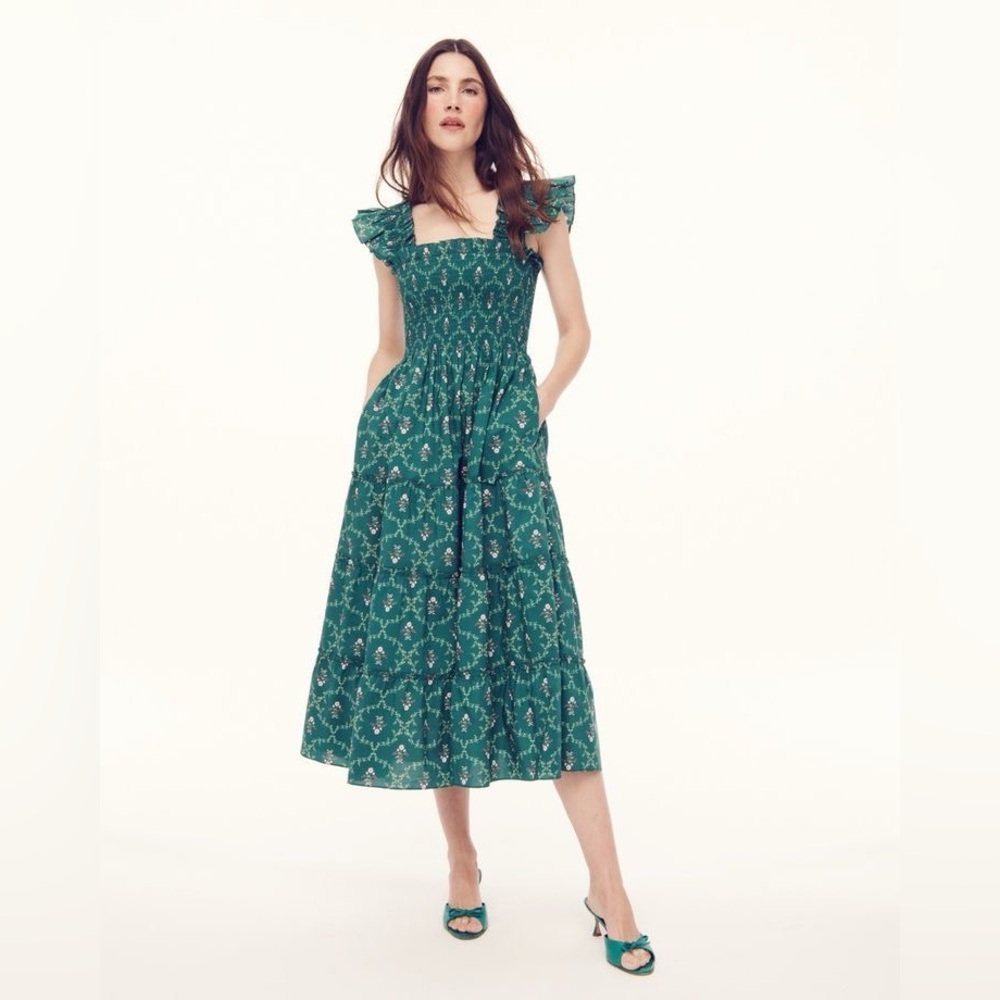 The Ellie Nap Dress in Dark Green - perfect for Fall (has pockets!!)